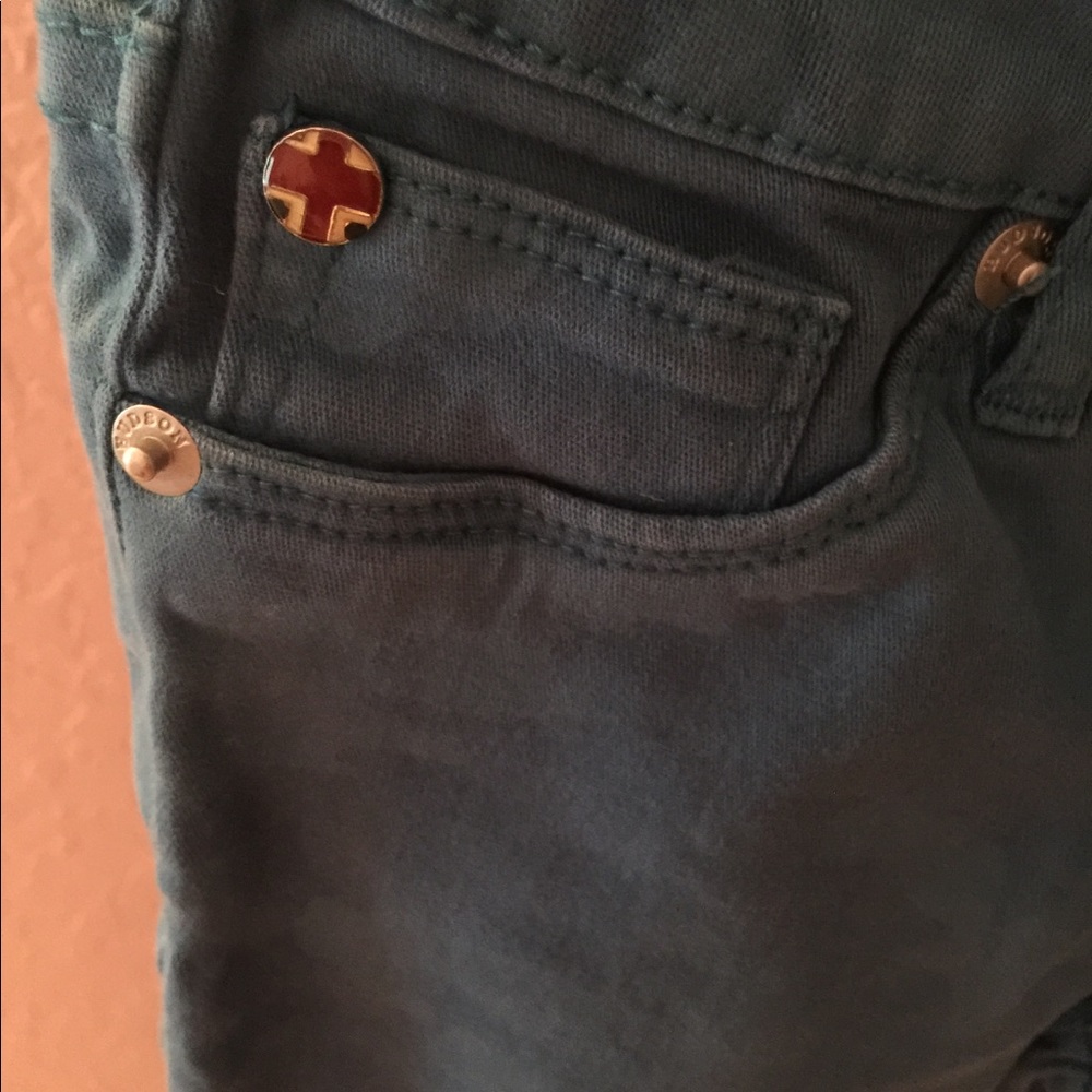 Like new Hudson jeans for girls